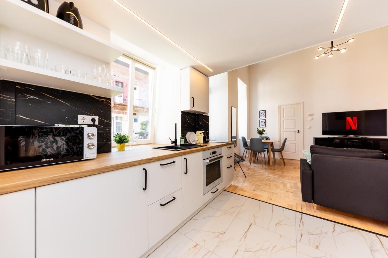 Kiraly Downtown Apartment Budapest Bagian luar foto