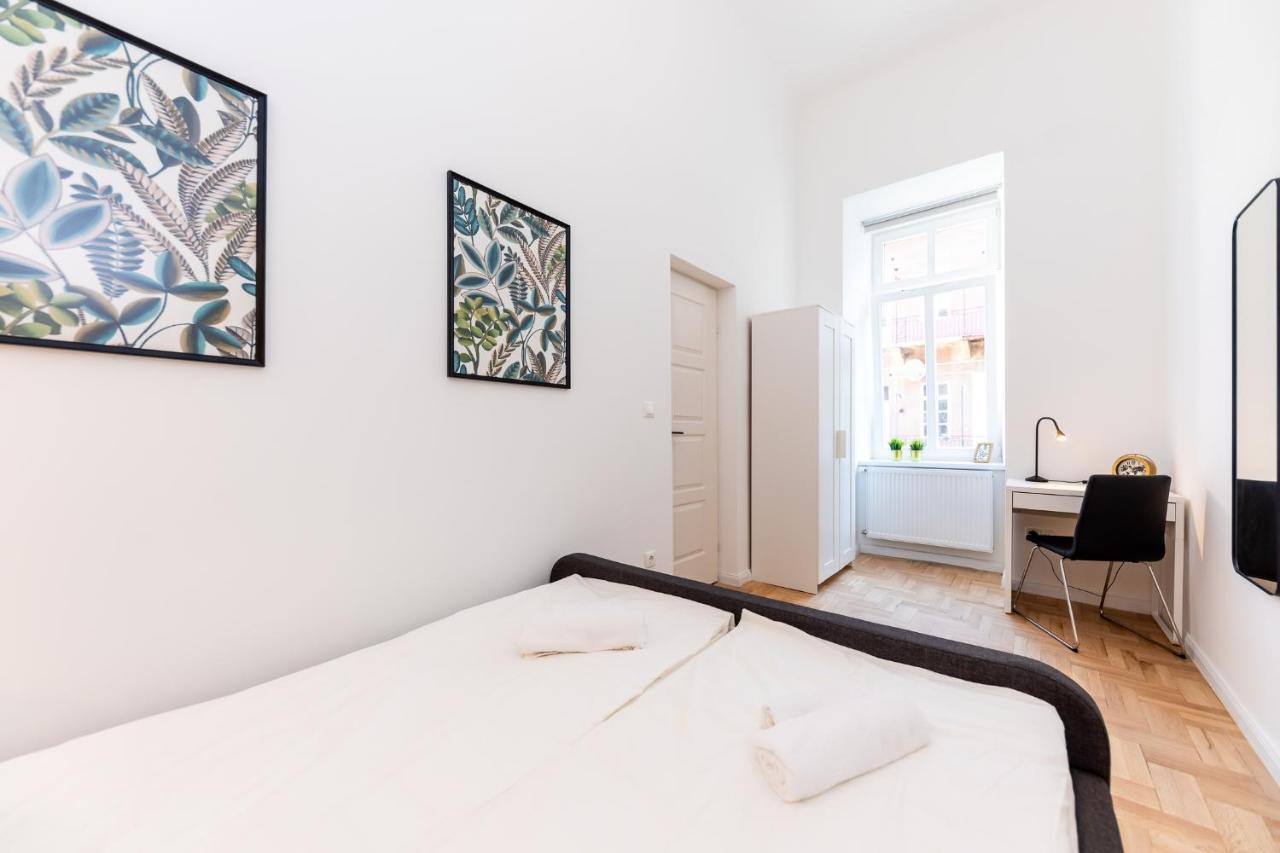Kiraly Downtown Apartment Budapest Bagian luar foto