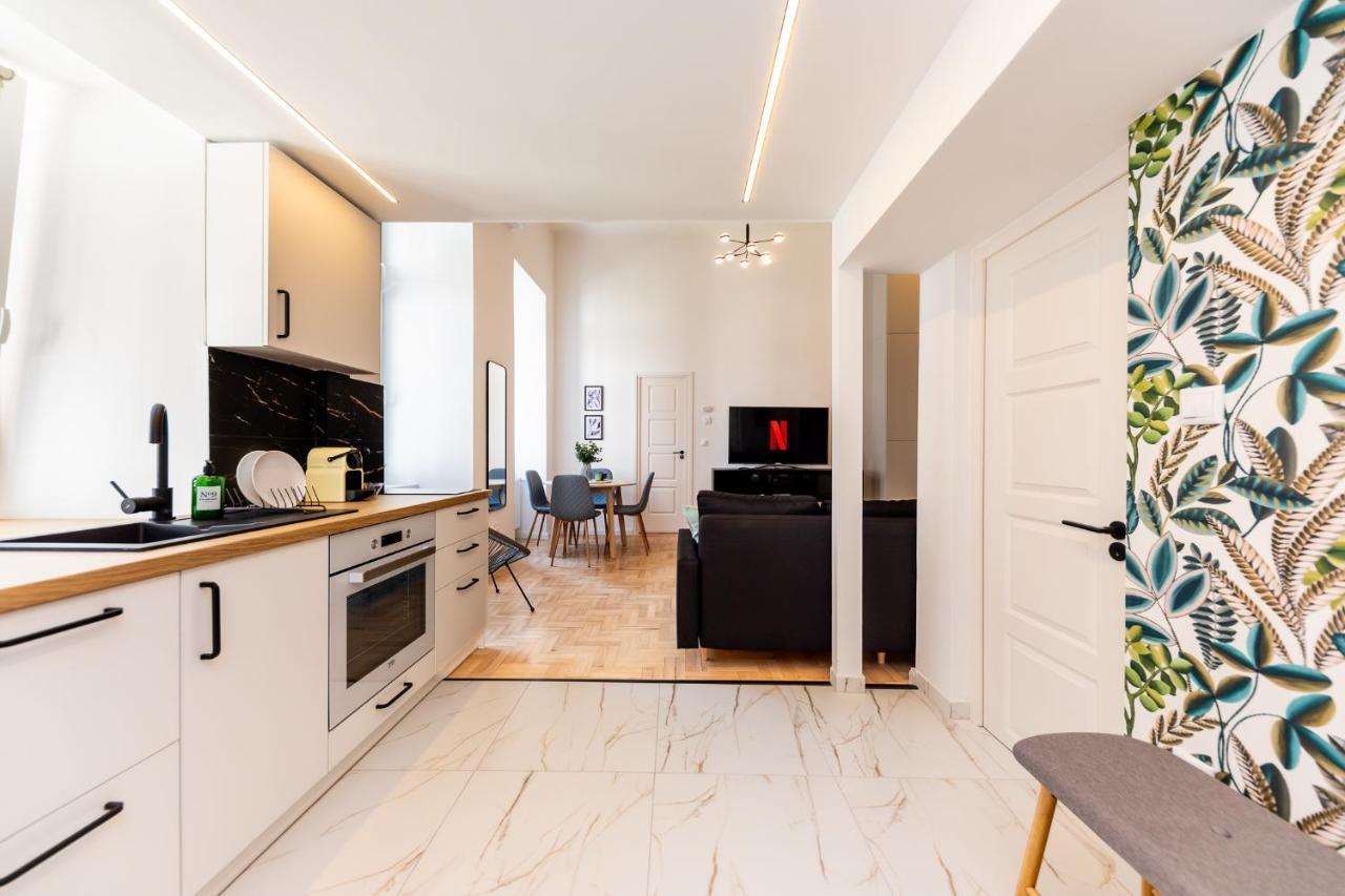 Kiraly Downtown Apartment Budapest Bagian luar foto